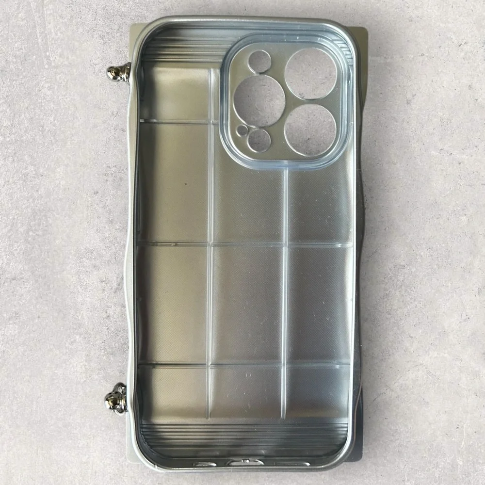 auramma Matallic Wavy iPhone 14 Pro Case